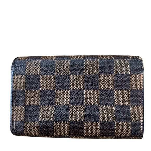 Louis Vuitton Damier Ebene Wallet - Picture 2 of 9